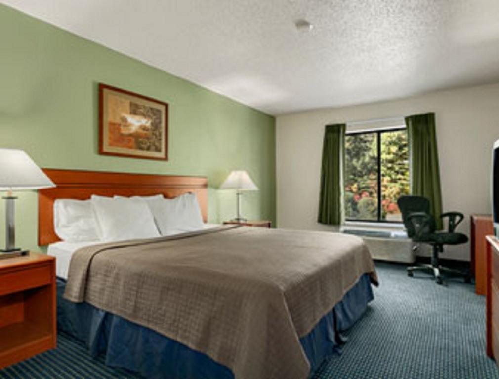 Days Inn & Suites By Wyndham Wisconsin Dells Ruang foto