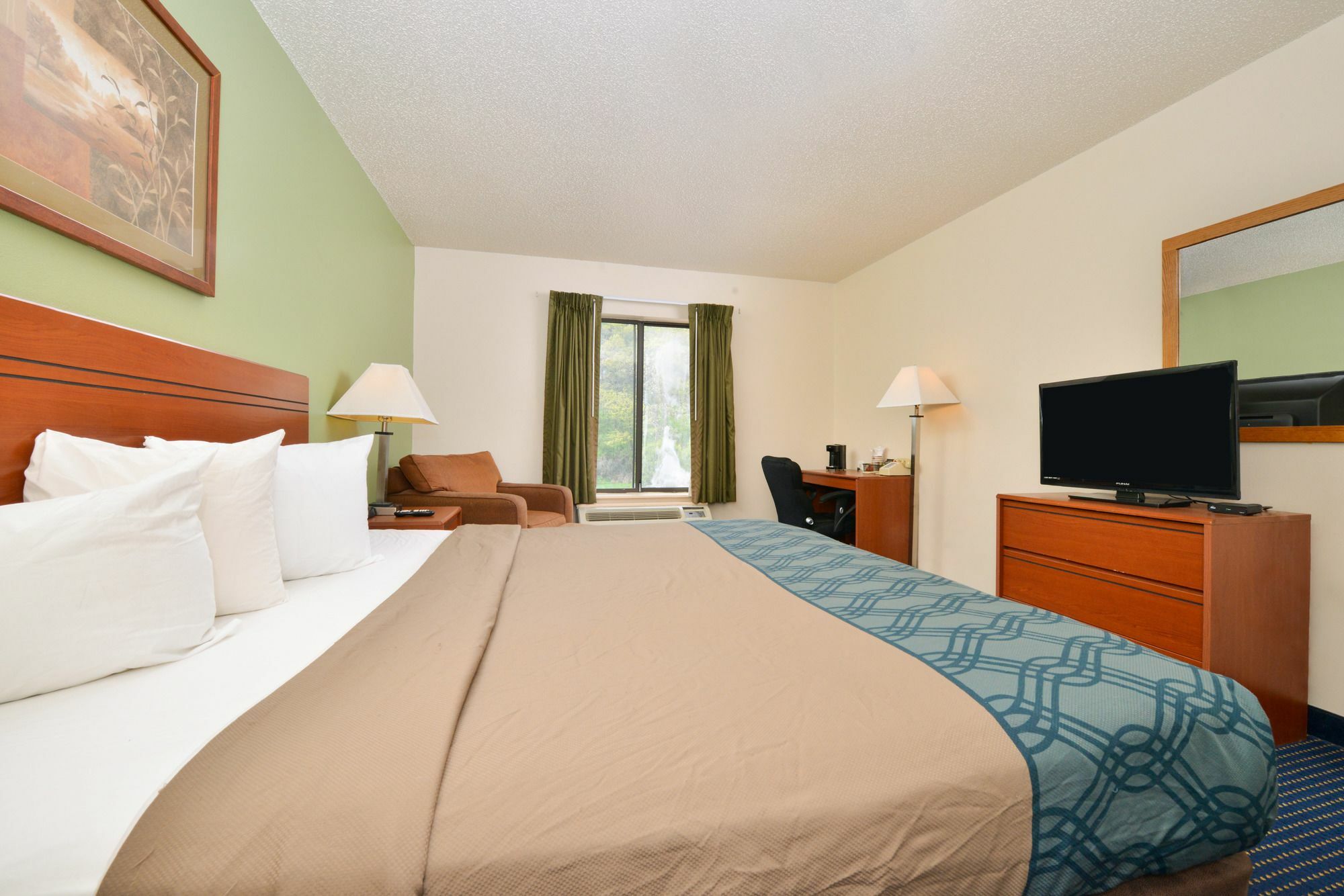 Days Inn & Suites By Wyndham Wisconsin Dells Bagian luar foto